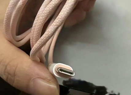 淮南苹果15维修店分享iPhone15USB-C数据线长啥样