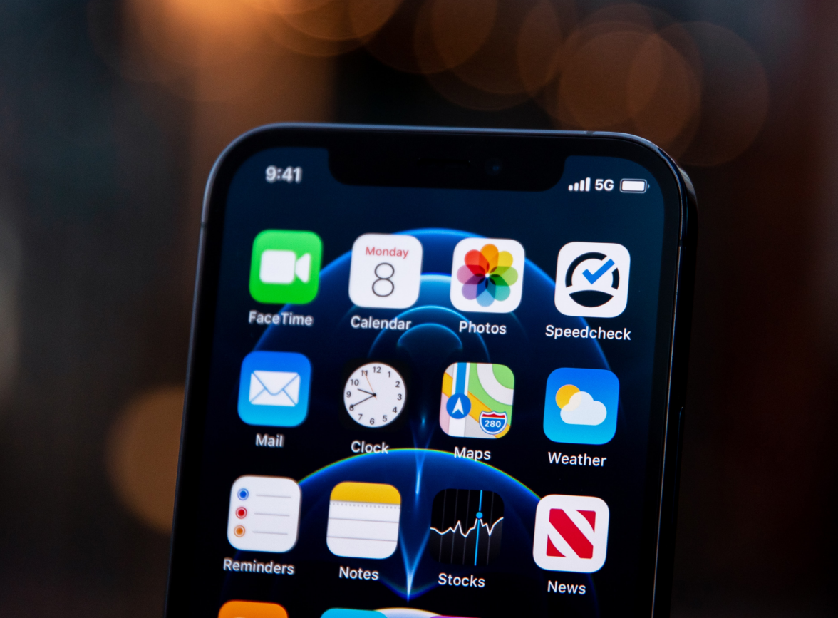 淮南苹果手机维修分享为什么 iPhone 12 在冬季会自动关机 